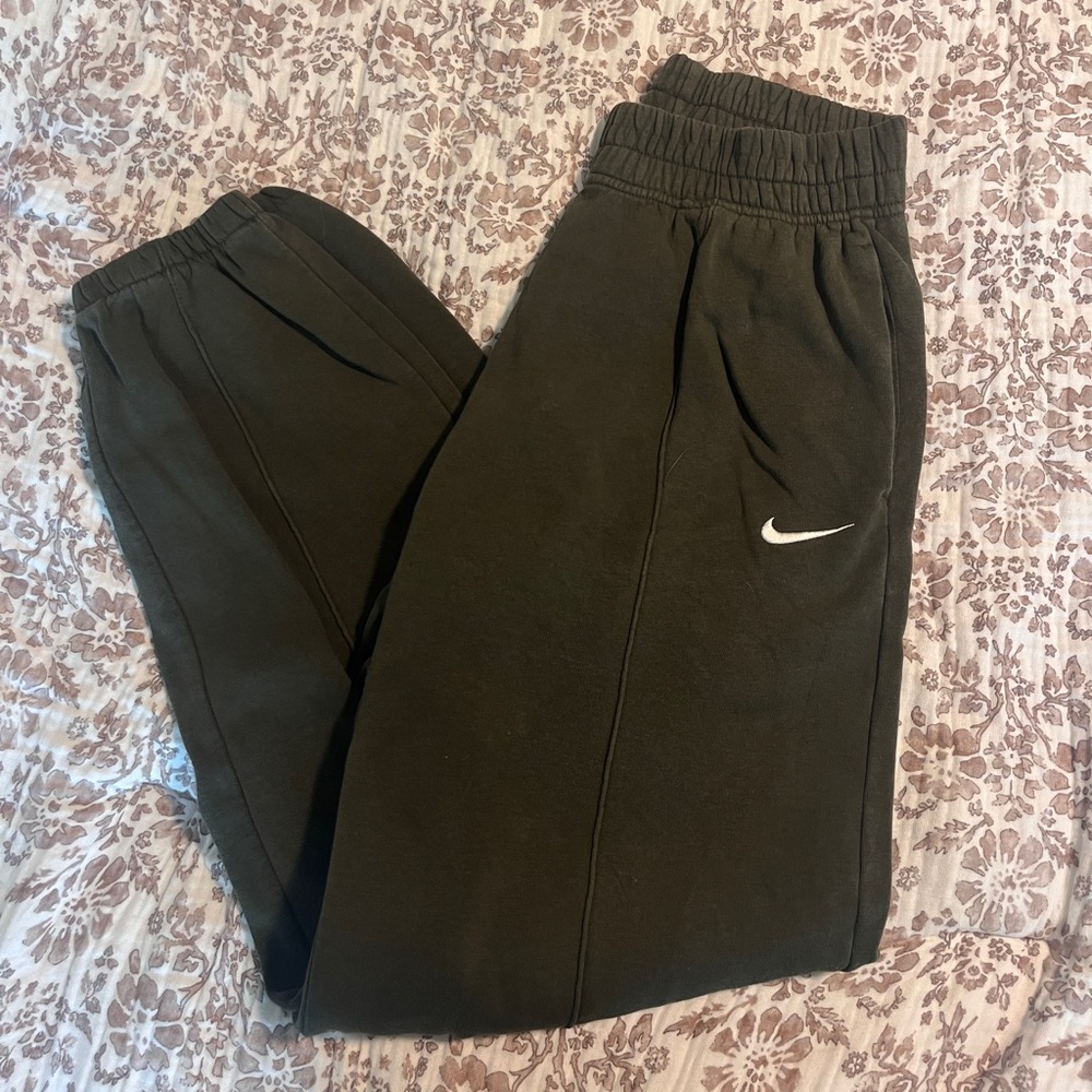 Nike Dark Green Sweatpants